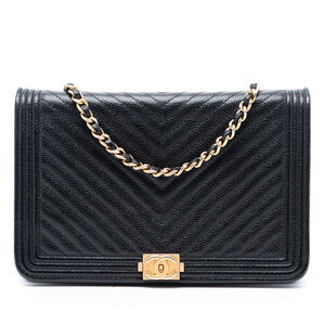 Pre-Loved Chanel Chevron Caviar Boy Wallet On Chain